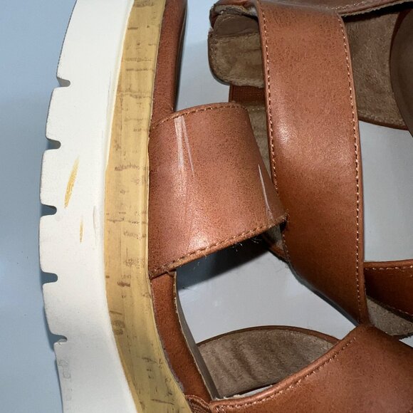 Soul Naturalizer Brown Sandal Wedges White Sole w/ Cork Womens Size 10W - Picture 13 of 15